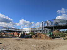 承德亞歐果仁有限公司在建杏核破碎、杏仁脫苦車間項(xiàng)目初見規(guī)模